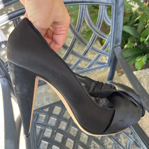 Amanda Wakeley NANA Black Satin high heels shoes size 40 - Picture 7 of 10